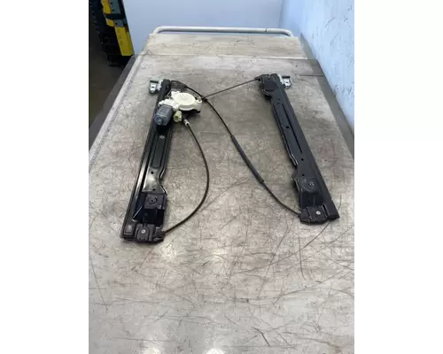 PETERBILT 579 Door Window Regulator, Front