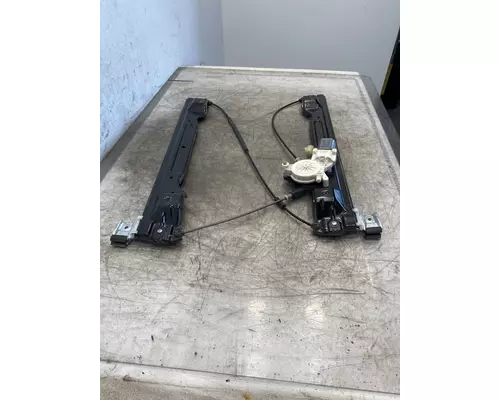 PETERBILT 579 Door Window Regulator, Front