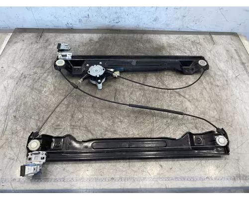 PETERBILT 579 Door Window Regulator, Front