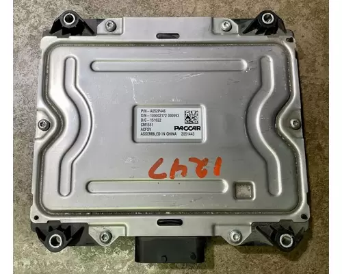 PETERBILT 579 ECM ( DPF, ACM, EGR Maintenance Reminder)