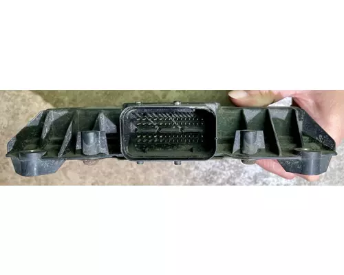 PETERBILT 579 ECM ( DPF, ACM, EGR Maintenance Reminder)