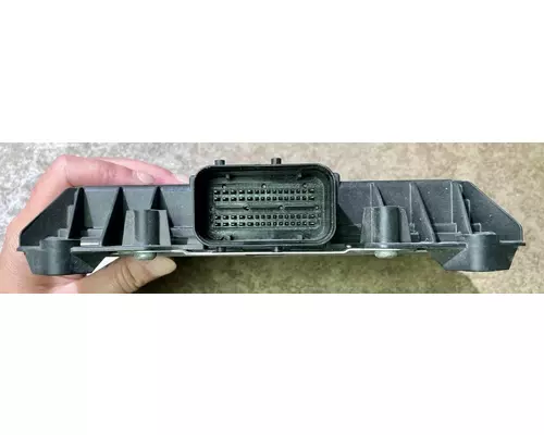 PETERBILT 579 ECM ( DPF, ACM, EGR Maintenance Reminder)