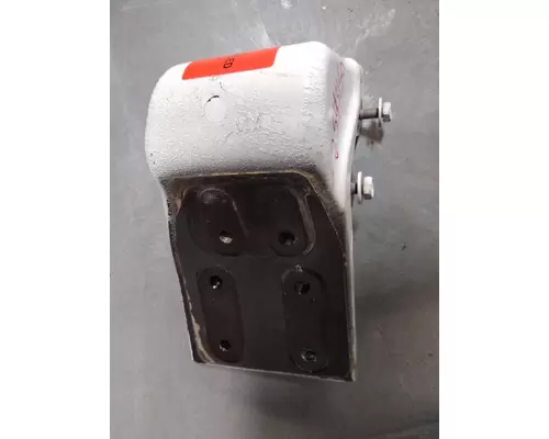 PETERBILT 579 EXHAUSTMUFFLER BRACKET
