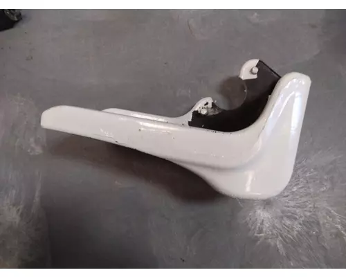PETERBILT 579 EXHAUSTMUFFLER BRACKET