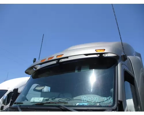 PETERBILT 579 EXTERIOR SUN VISOR