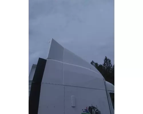 PETERBILT 579 FAIRING, WIND DEFLECTOR ROOF