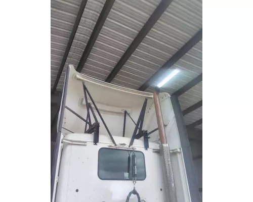 PETERBILT 579 FAIRING, WIND DEFLECTOR ROOF