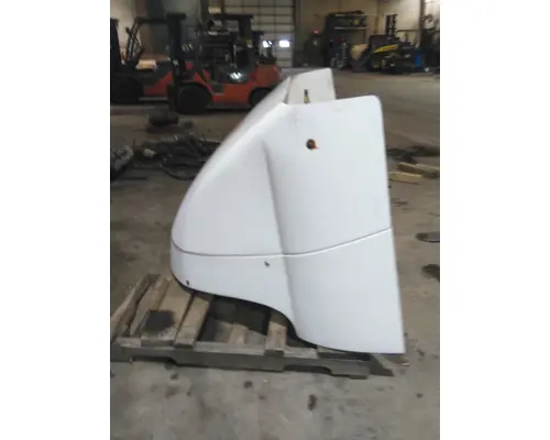 PETERBILT 579 FAIRING, WIND DEFLECTOR ROOF