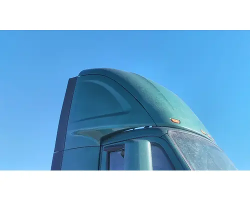 PETERBILT 579 FAIRING, WIND DEFLECTOR ROOF