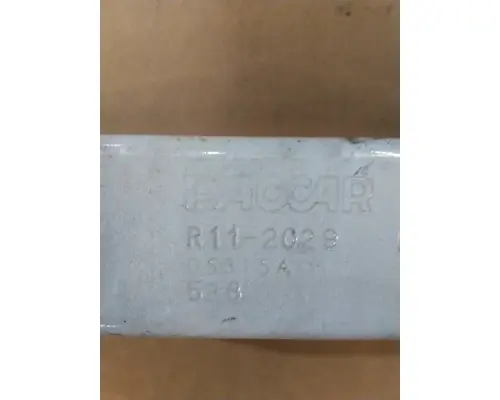 PETERBILT 579 FAIRING BRACKETMOUNT