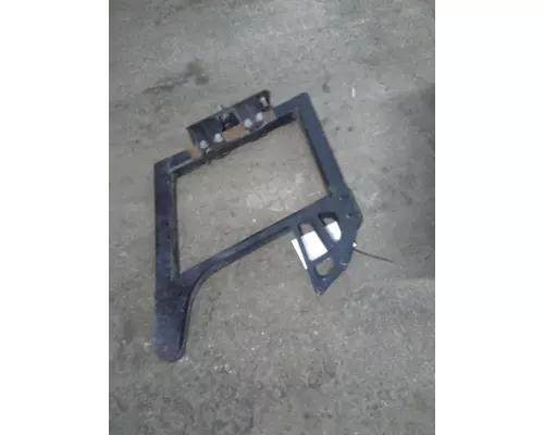 PETERBILT 579 FAIRING BRACKETMOUNT