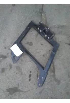 PETERBILT 579 FAIRING BRACKET/MOUNT