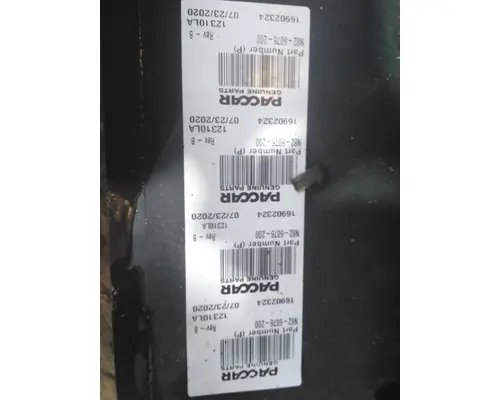 PETERBILT 579 FAIRING BRACKETMOUNT