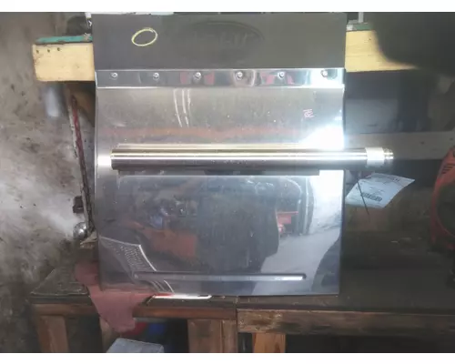PETERBILT 579 FENDER, QUARTERHALF REAR