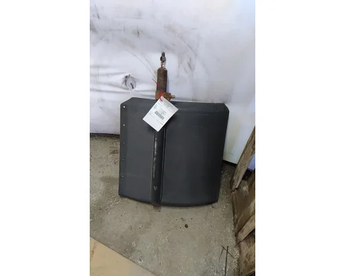 PETERBILT 579 FENDER, QUARTER/HALF REAR