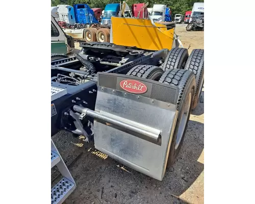 PETERBILT 579 FENDER, QUARTERHALF REAR