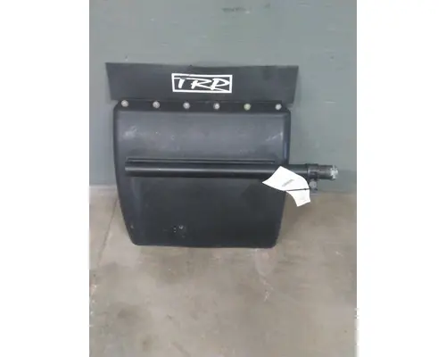 PETERBILT 579 FENDER, QUARTERHALF REAR
