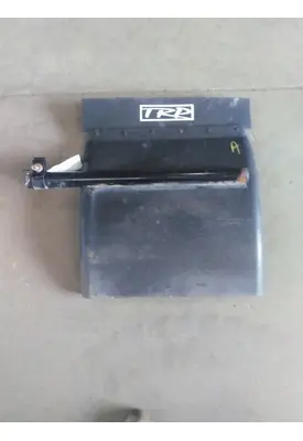 PETERBILT 579 FENDER, QUARTER/HALF REAR