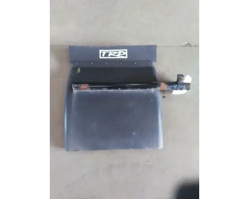 PETERBILT 579 FENDER, QUARTERHALF REAR