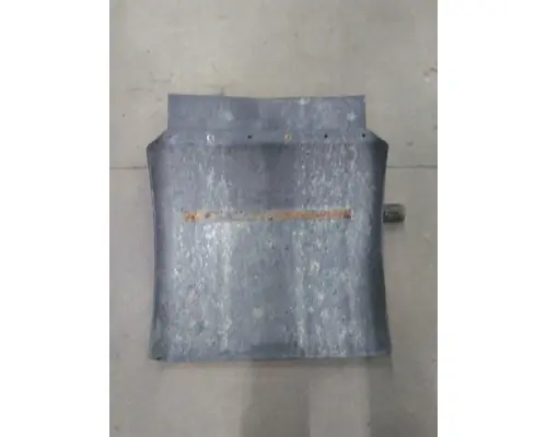PETERBILT 579 FENDER, QUARTERHALF REAR