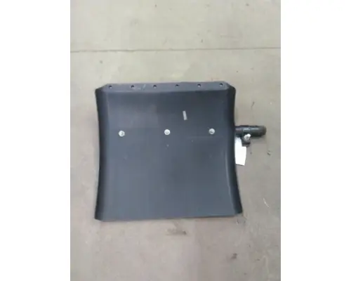 PETERBILT 579 FENDER, QUARTERHALF REAR