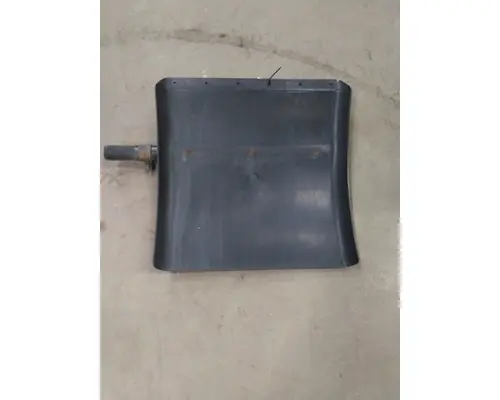 PETERBILT 579 FENDER, QUARTERHALF REAR