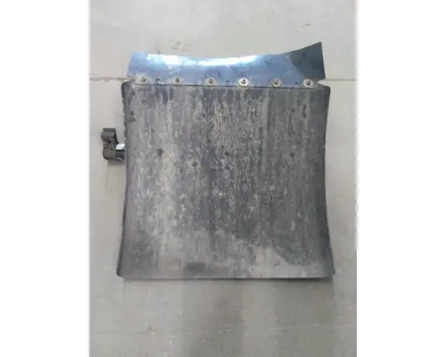 PETERBILT 579 FENDER, QUARTERHALF REAR