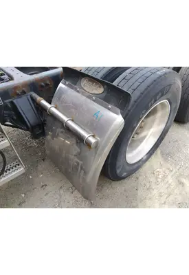 PETERBILT 579 FENDER, QUARTER/HALF REAR