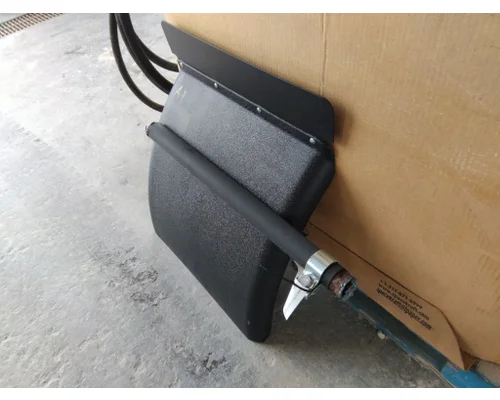 PETERBILT 579 FENDER, QUARTERHALF REAR