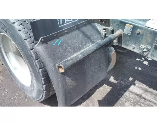 PETERBILT 579 FENDER, QUARTERHALF REAR
