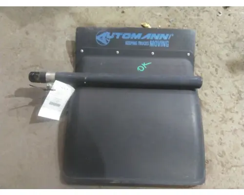 PETERBILT 579 FENDER, QUARTERHALF REAR