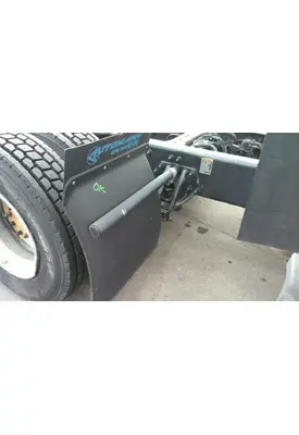 PETERBILT 579 FENDER, QUARTER/HALF REAR