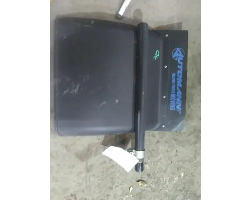 PETERBILT 579 FENDER, QUARTERHALF REAR