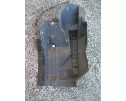 PETERBILT 579 FENDER, SPLASH SHIELDGUARD