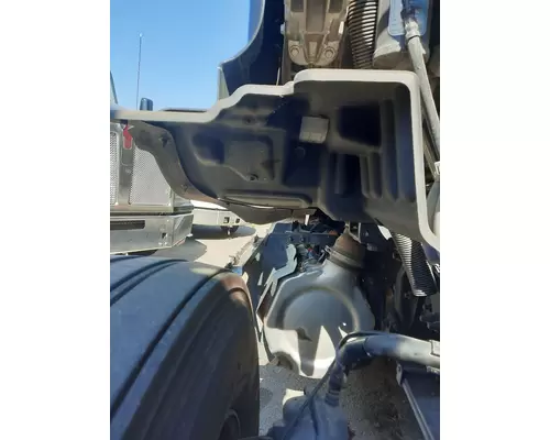 PETERBILT 579 FENDER, SPLASH SHIELDGUARD