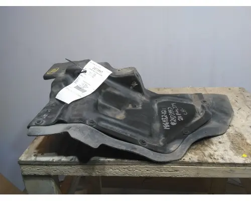 PETERBILT 579 FENDER, SPLASH SHIELDGUARD