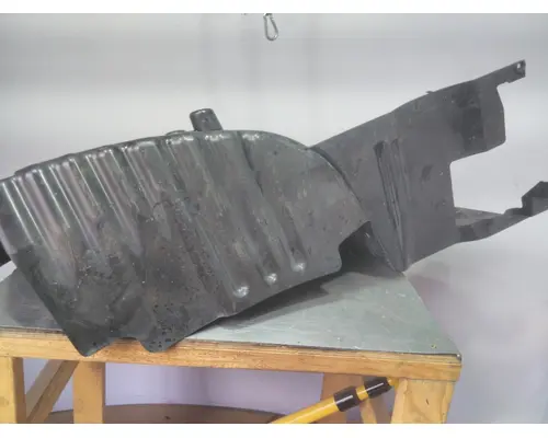 PETERBILT 579 FENDER, SPLASH SHIELDGUARD