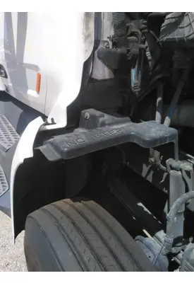 PETERBILT 579 FENDER, SPLASH SHIELD/GUARD