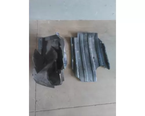 PETERBILT 579 FENDER, SPLASH SHIELDGUARD