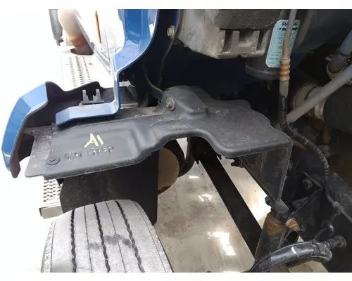PETERBILT 579 FENDER, SPLASH SHIELDGUARD