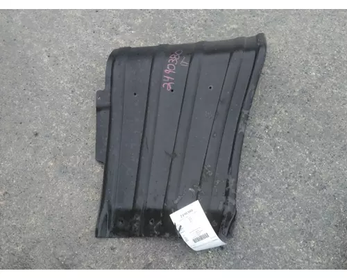 PETERBILT 579 FENDER, SPLASH SHIELDGUARD