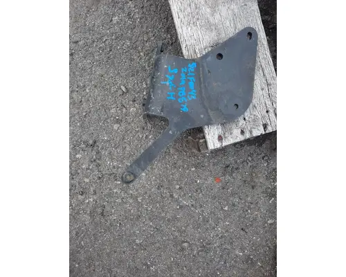 PETERBILT 579 FENDER BRACKETMOUNT