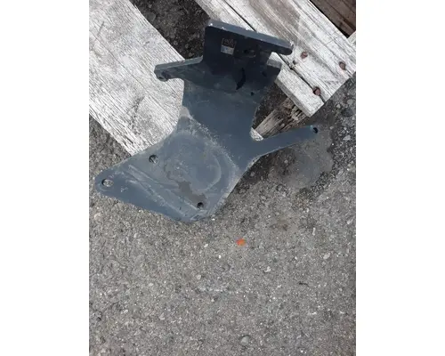 PETERBILT 579 FENDER BRACKETMOUNT