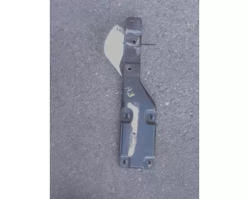 PETERBILT 579 FENDER BRACKETMOUNT