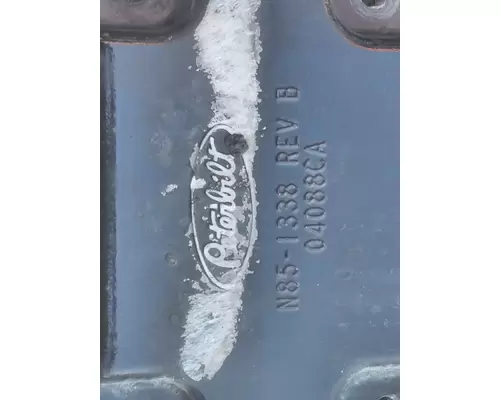 PETERBILT 579 FENDER BRACKETMOUNT