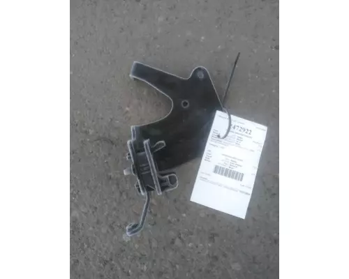 PETERBILT 579 FENDER BRACKETMOUNT