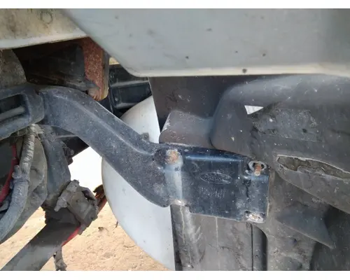 PETERBILT 579 FENDER BRACKETMOUNT