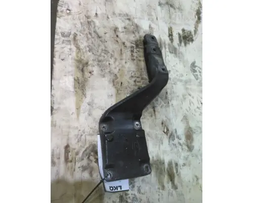 PETERBILT 579 FENDER BRACKETMOUNT