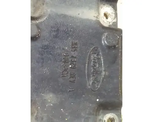 PETERBILT 579 FENDER BRACKETMOUNT