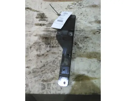 PETERBILT 579 FENDER BRACKETMOUNT